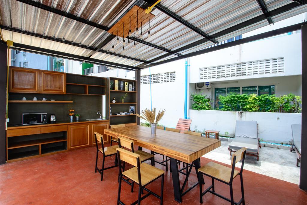 Ocean12 Chic Hotel Phuket Esterno foto